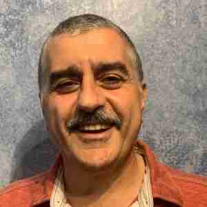 Ray Shabandarian headshot