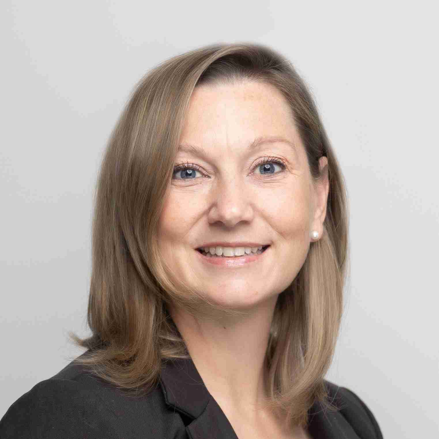 Kiersten Enemark headshot